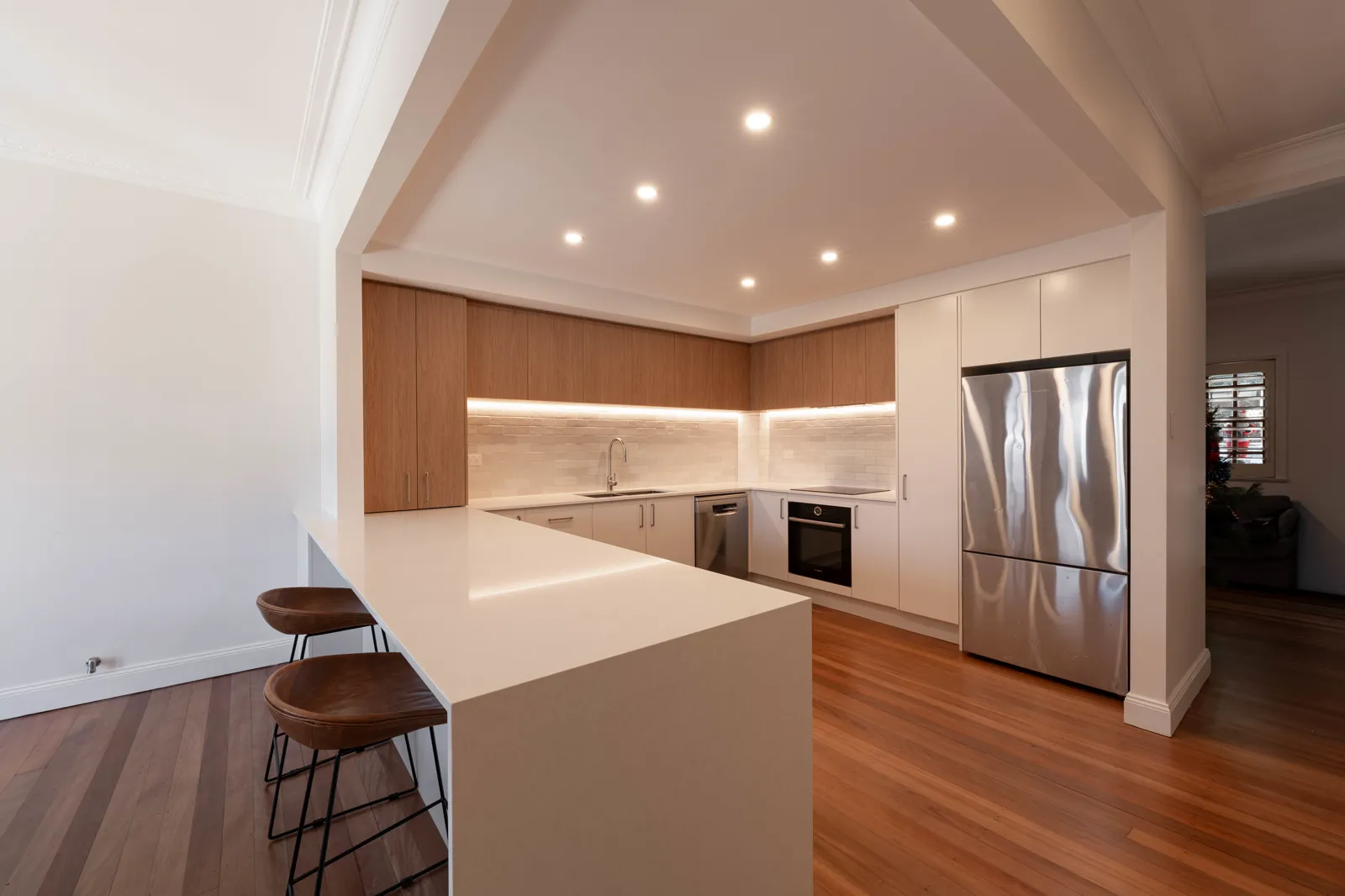 Alexandria home renovation by LikeSilk Building